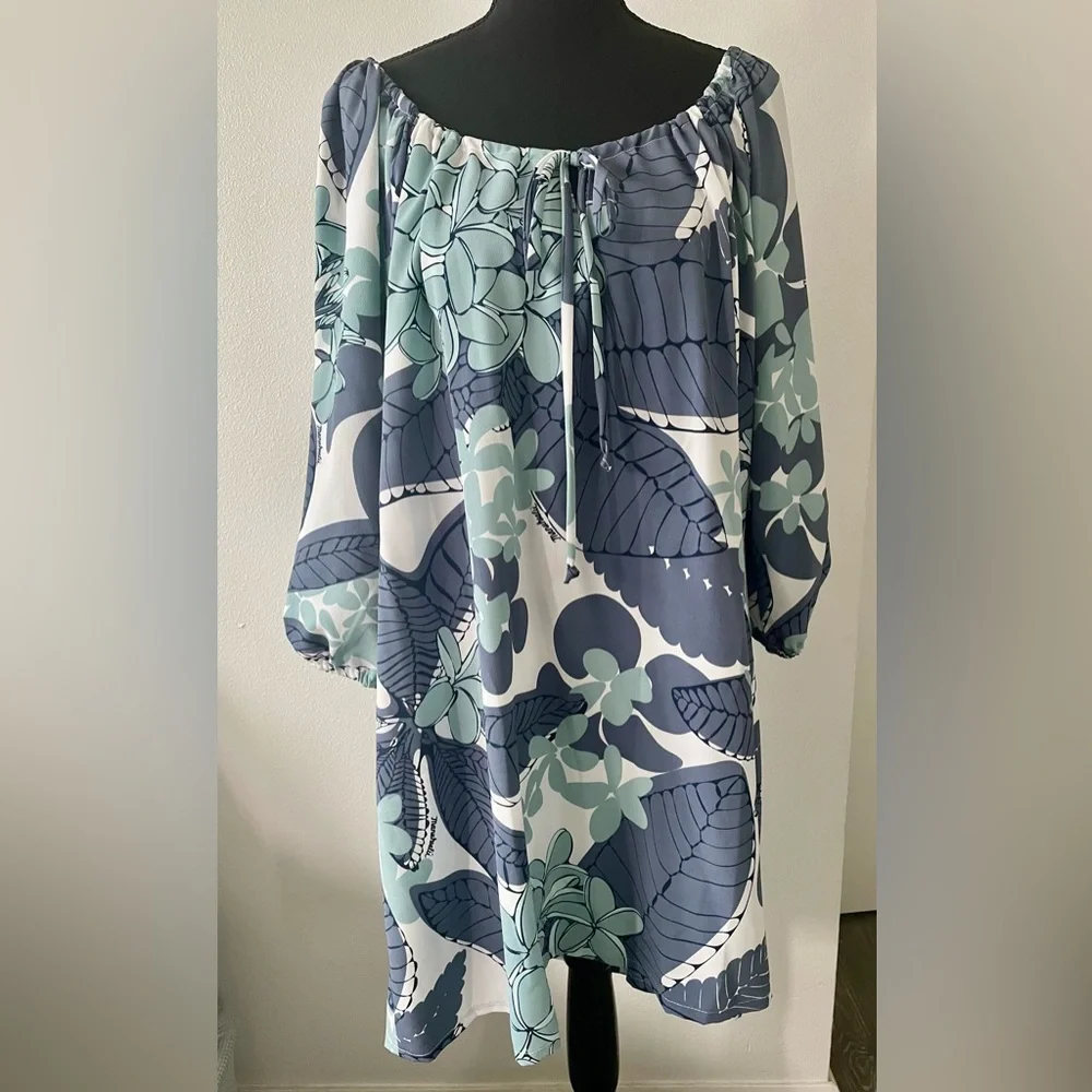 Manuhealii Hiʻilei Dress in Pua Melia Crystal Blue Size XL - Picture 1 of 3